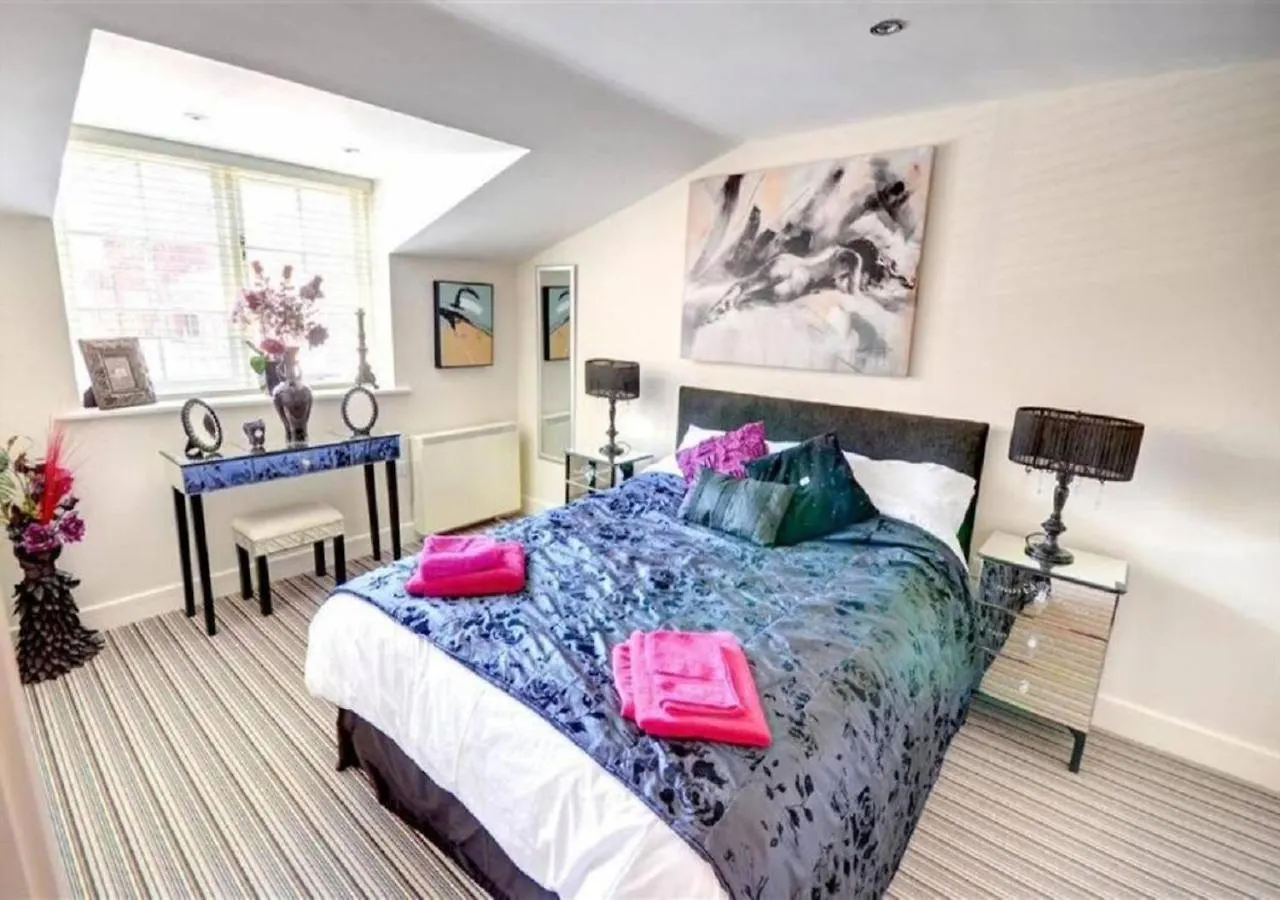 公寓 Luxury 2 Bed Cottage Close To Beach-With Parking! 斯卡伯勒 英国